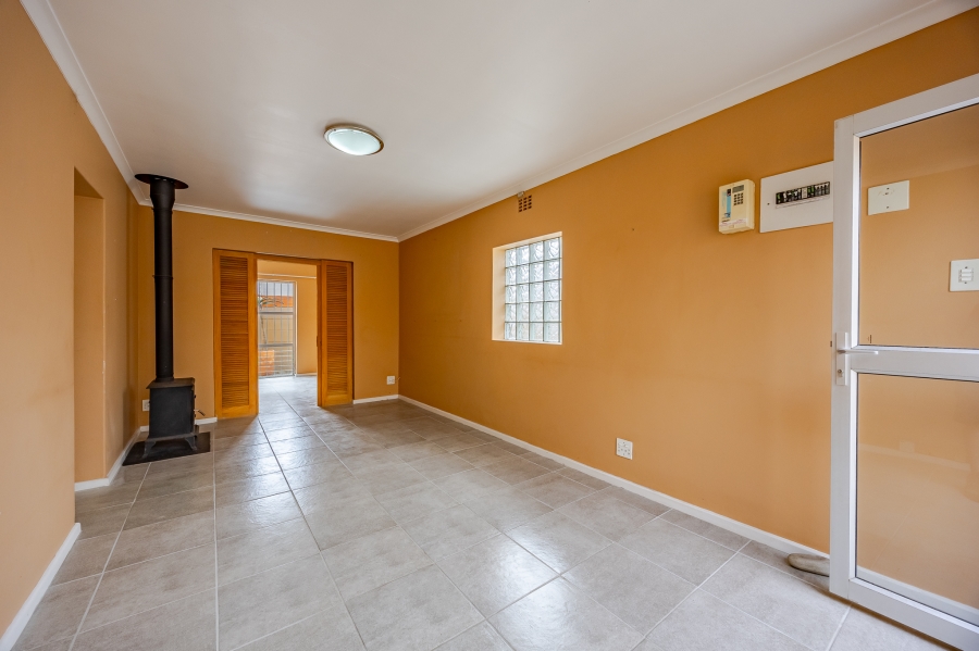 3 Bedroom Property for Sale in Milnerton Central Western Cape